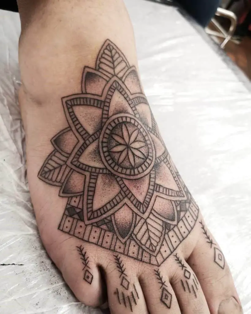 Precise Foot Tattoo Mandala Design 