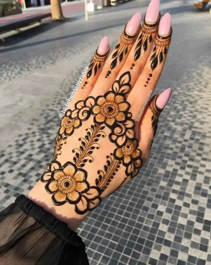 The Flower Henna Tattoo Design (1)