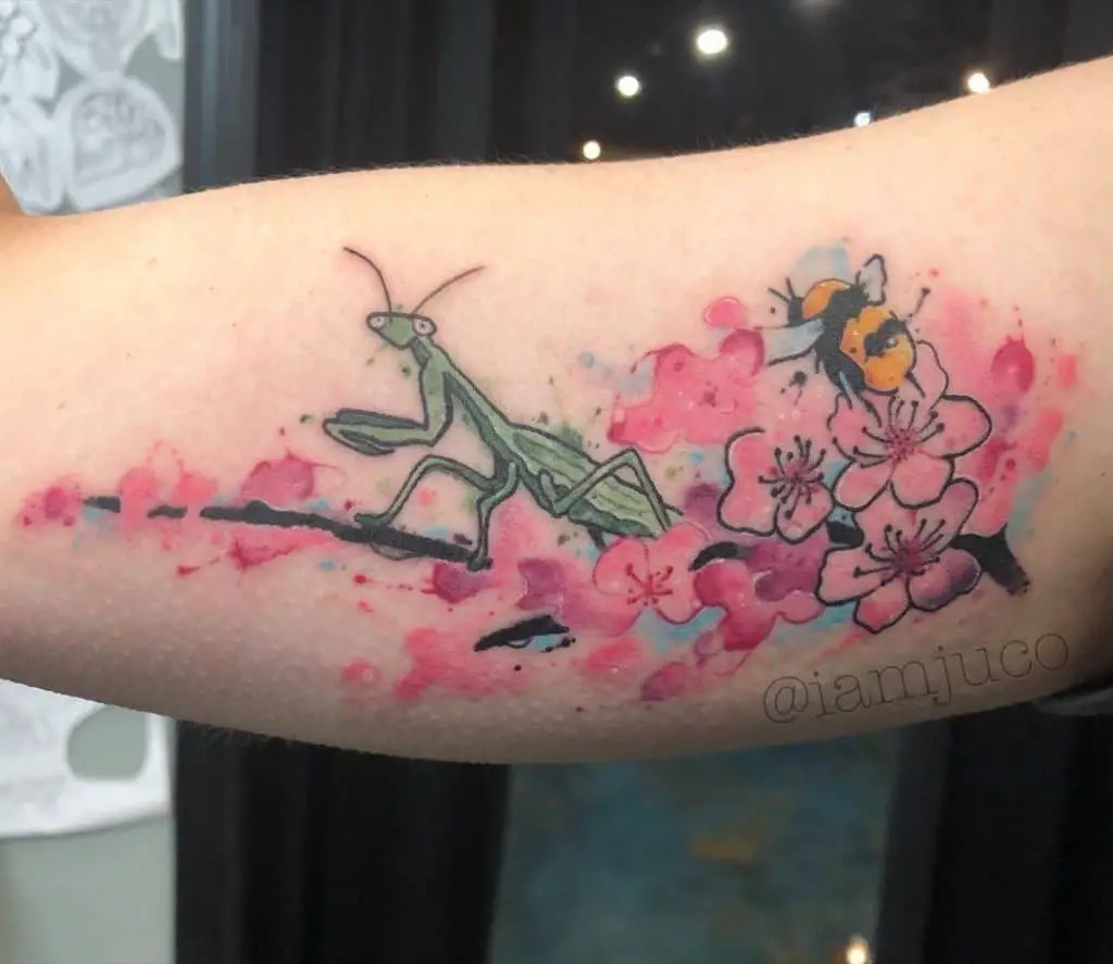 Unique bee tattoos 3