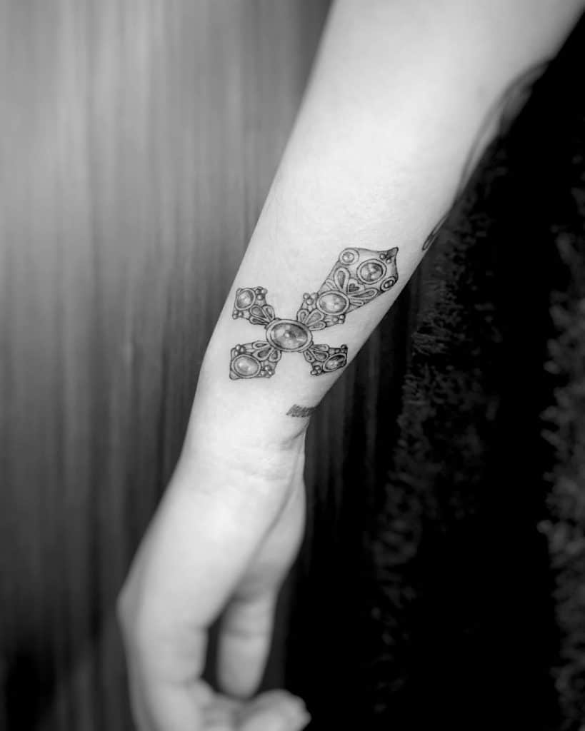 Cross Black and White Tattoos 1