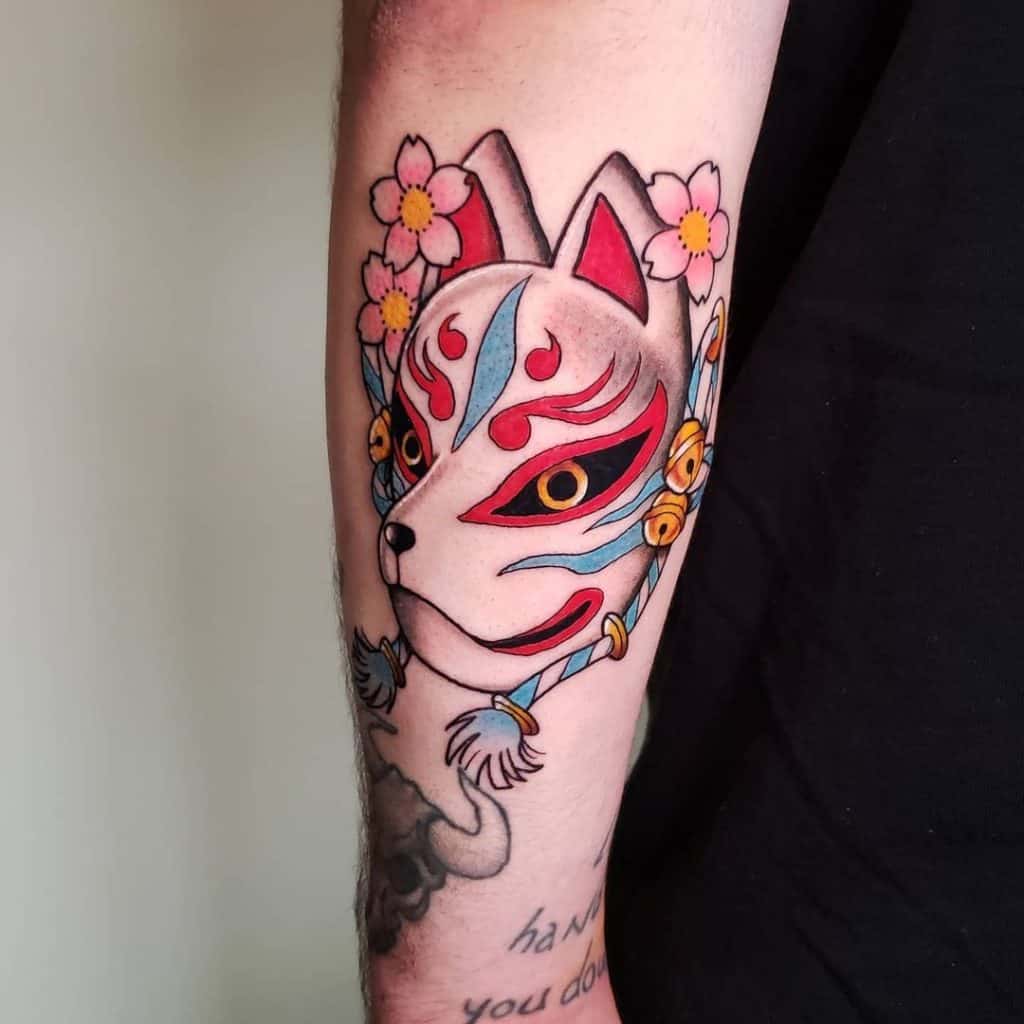 Fox Tattoos: Meaning, Symbolism, and Best Design Ideas for 2024 8 Japanese Fox Tattoo 1