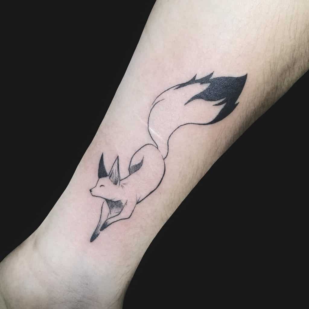 Minimal Fox Tattoo 2