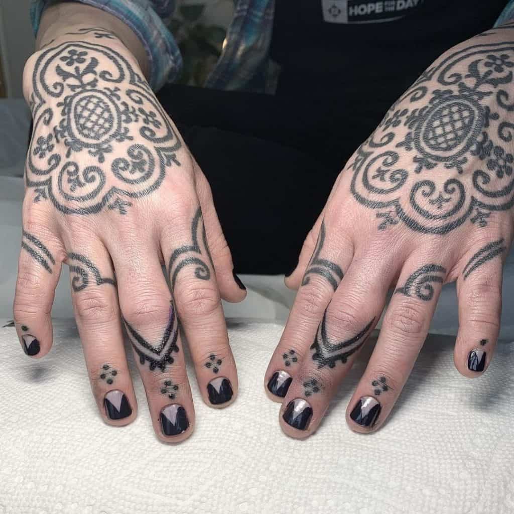 Tattoo on Full Hands