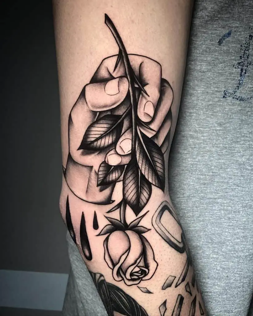 15 Tips for Tattoos That Look Better as You Age 50 Black tattoo that age well 3