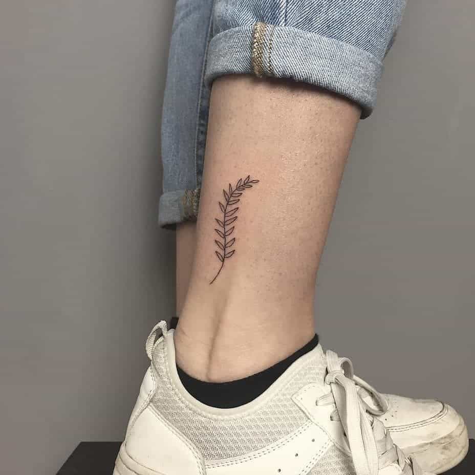 Minimalist Fern Tattoo Over Leg 