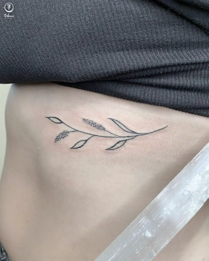 15 Tips for Tattoos That Look Better as You Age 28 Upper ribcage tattoo that age well 1