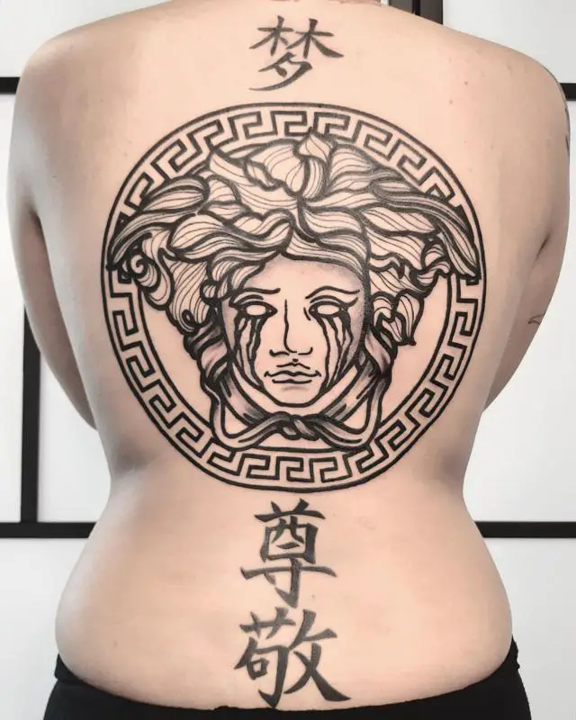 Medusa Versace Tattoo 4