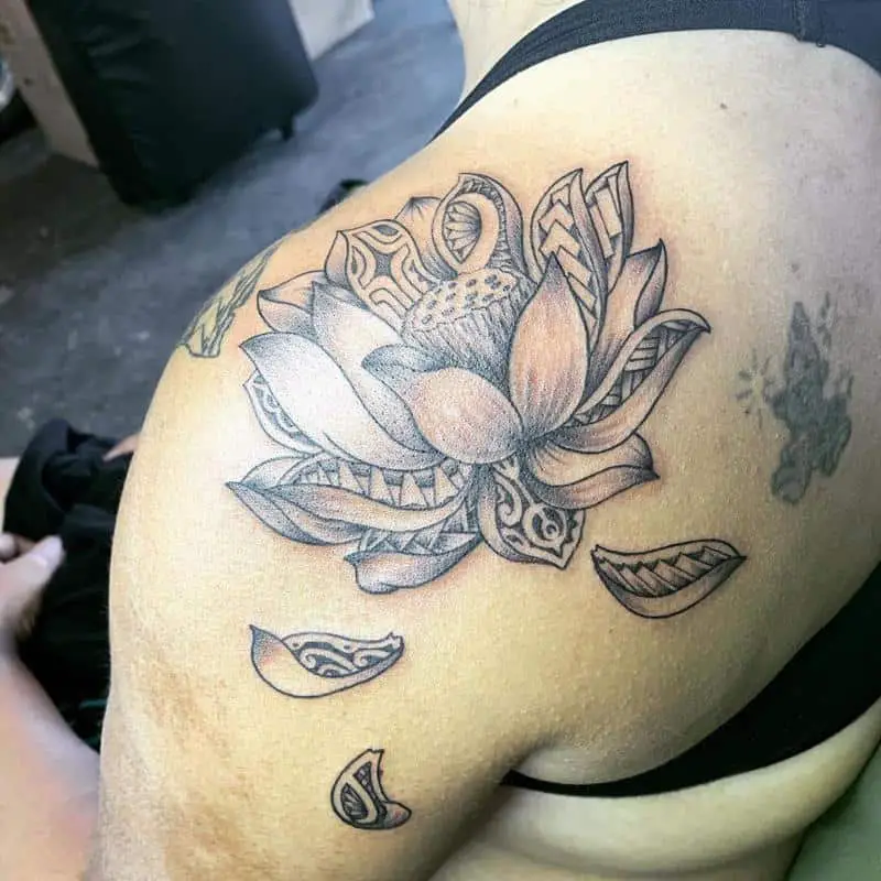 Tribal Flower Tattoo on Shoulder 3