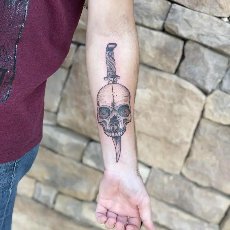 Skull and Dagger Tattoos Symbolism 1