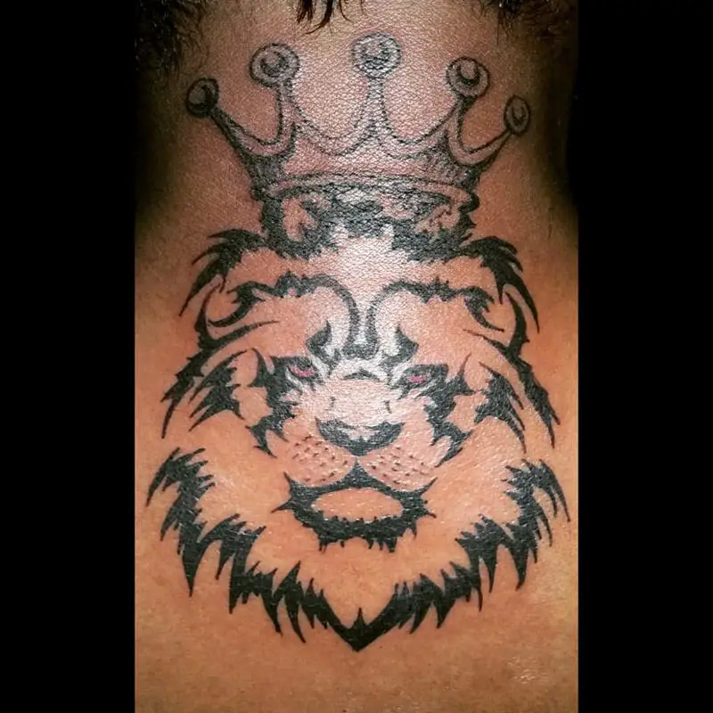 Minimalistic Lion With Crown Tattoo 2