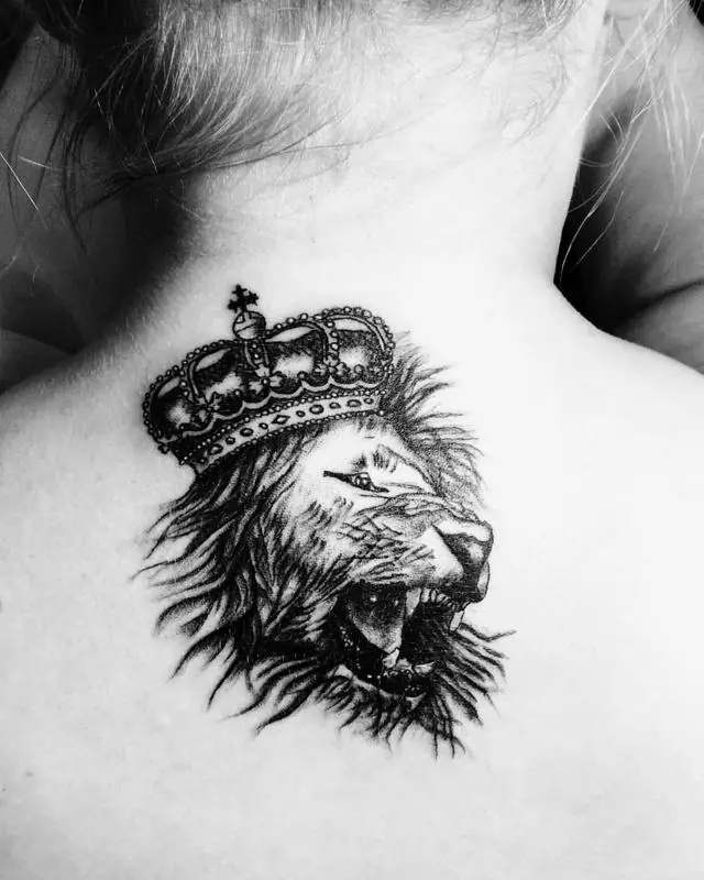 Minimalistic Lion With Crown Tattoo 3