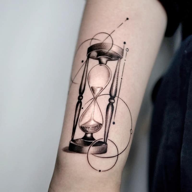 Hourglass Design – Tattoos